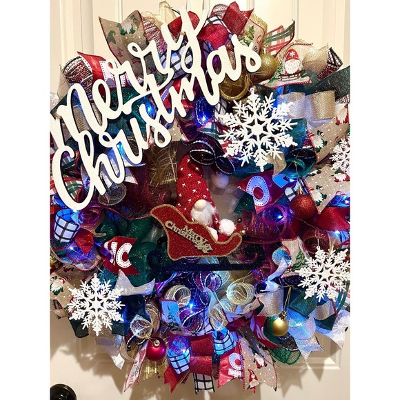 Handmade Christmas Gnome in Sleigh Holiday Ribbon Door Wreath 26 ins LED XLW2 - Picture 9 of 11